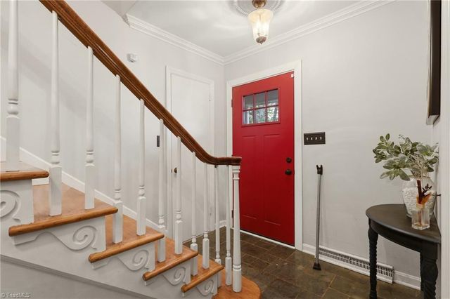 1056 Cantering Road, High Point, NC 27262