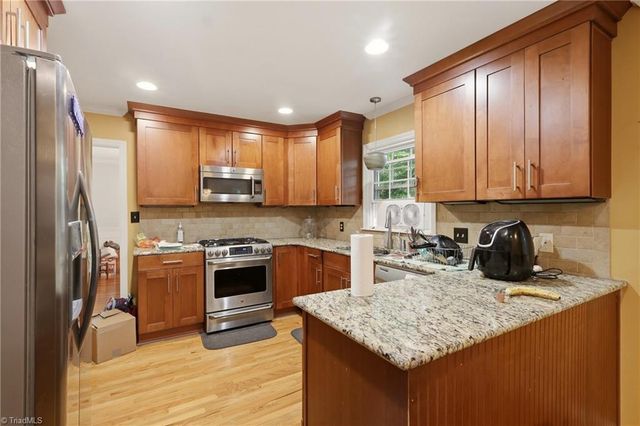 1056 Cantering Road, High Point, NC 27262