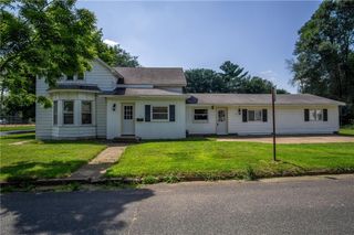 1321 2nd Street #1321, Menomonie, WI 54751