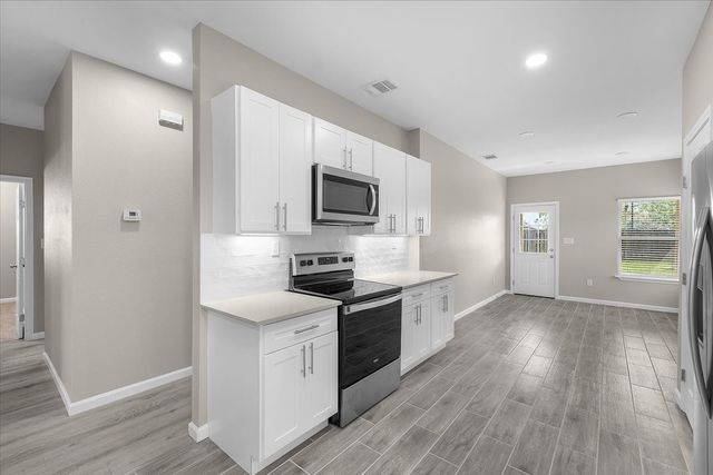 804 N Chandler Drive, Fort Worth, TX 76111