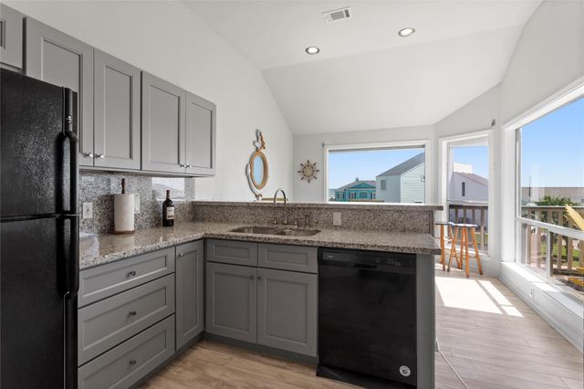 17627 Termini San Luis Pass Road, Galveston, TX 77554