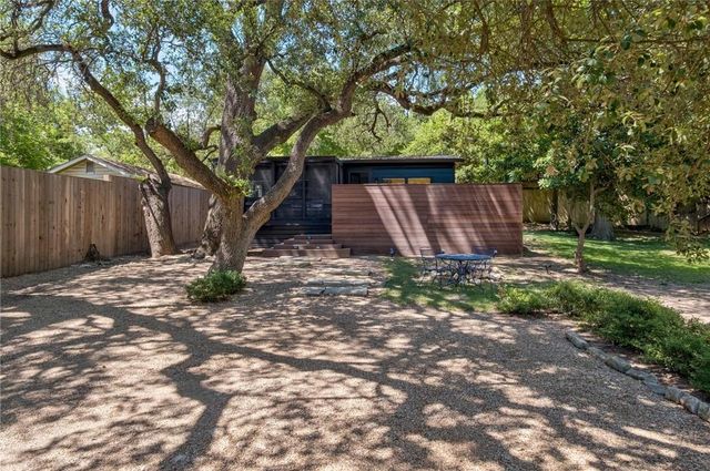 503 E Live Oak St, Austin, TX 78704
