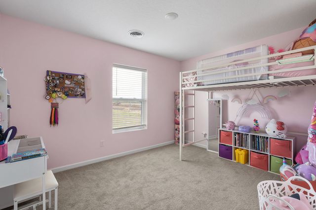 1813 S 5th Street, Eldridge, IA 52748