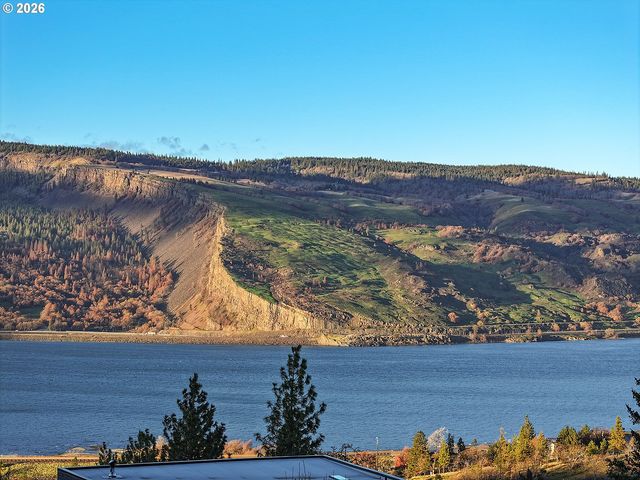 622 Syncline Way, Mosier, OR 97040