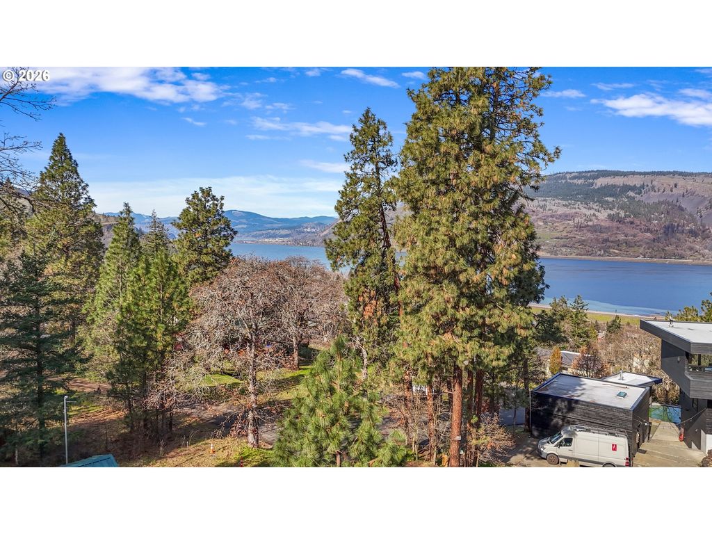 622 Syncline Way, Mosier, OR 97040