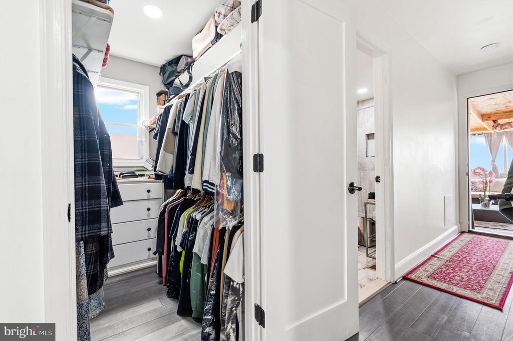 Image 12 of property listing at 552 48TH ST, Baltimore, MD 21224