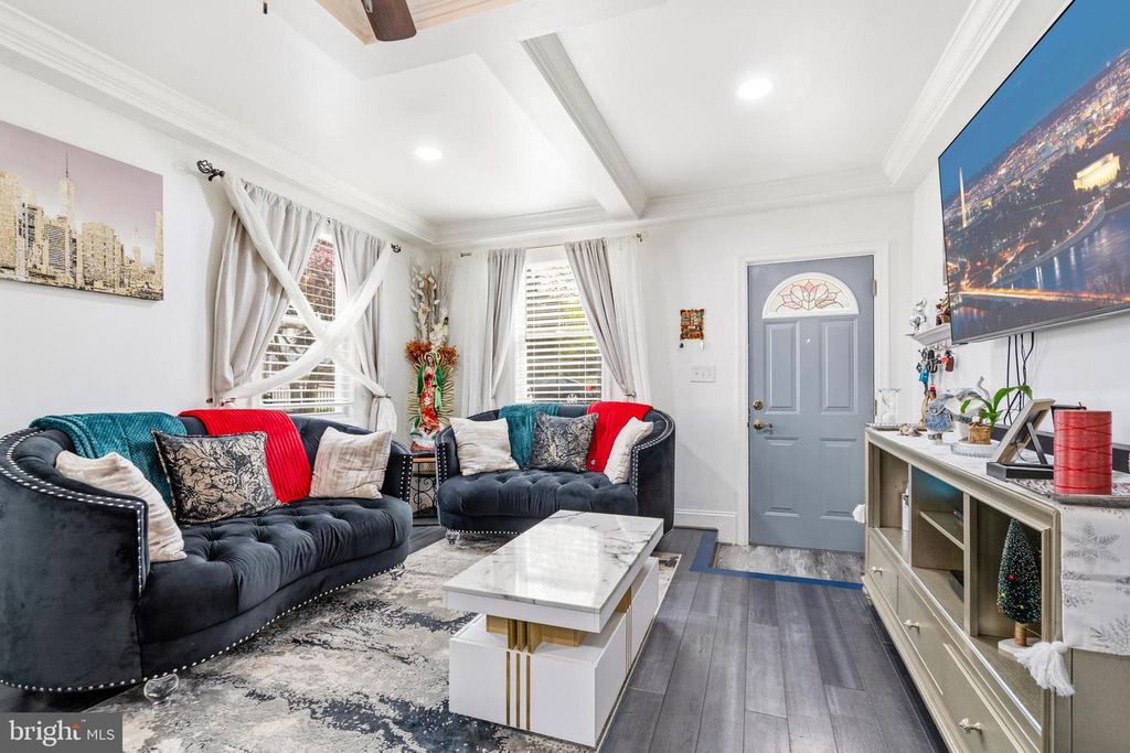 Image 5 of property listing at 552 48TH ST, Baltimore, MD 21224