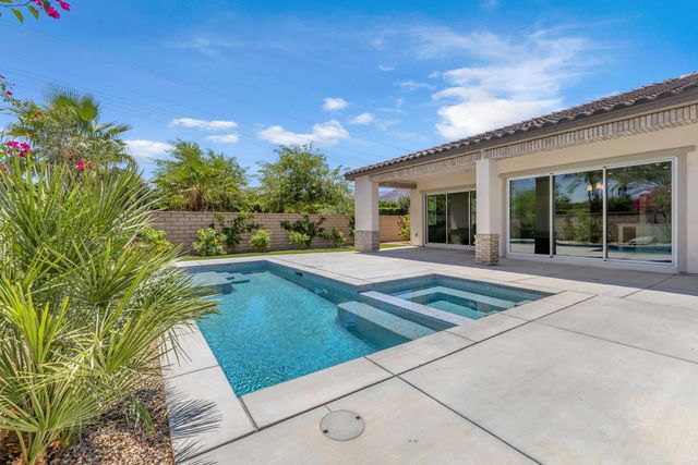 51952 Marquessa Lane, La Quinta, CA 92253