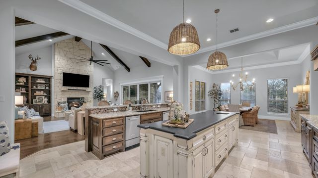 140 Rocky Run, Lipan, TX 76462