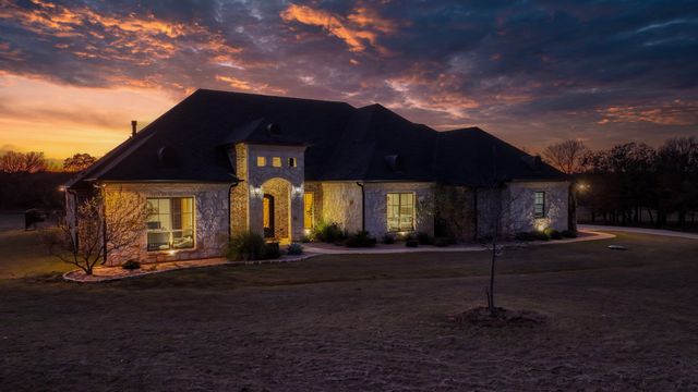 140 Rocky Run, Lipan, TX 76462