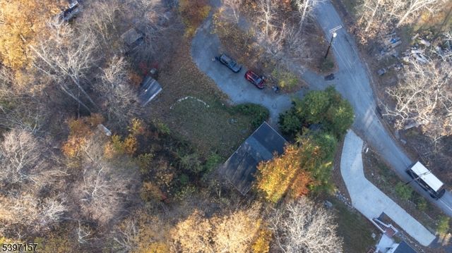 18 Decker Pond Rd, Vernon Twp., NJ 07461