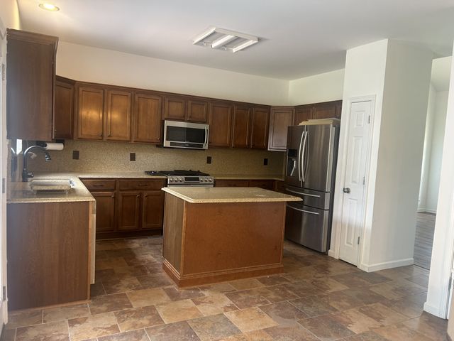 106 Elkmont Pl, Pegram, TN 37143