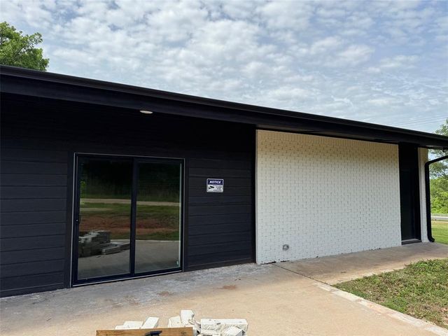 3001 Norcrest Drive, Oklahoma City, OK 73121