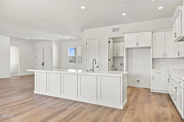 13508 Velma Pearl Way, Bakersfield, CA 93314