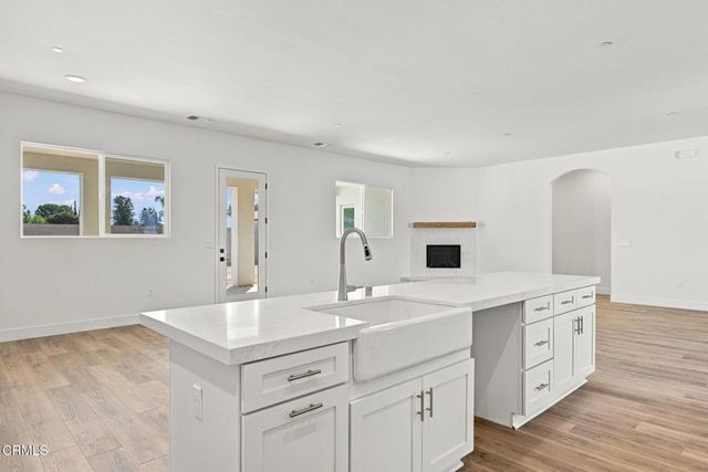 13508 Velma Pearl Way, Bakersfield, CA 93314