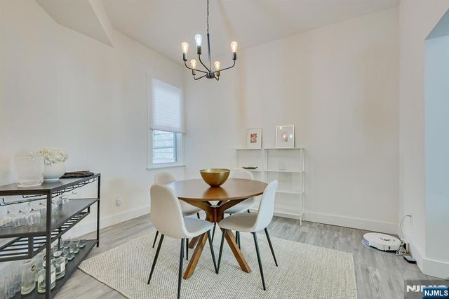 299A 7th Avenue, Newark, NJ 07107