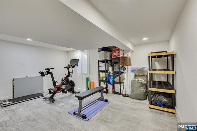 299A 7th Avenue, Newark, NJ 07107