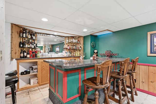 4120 W Puetz ROAD, Franklin, WI 53132