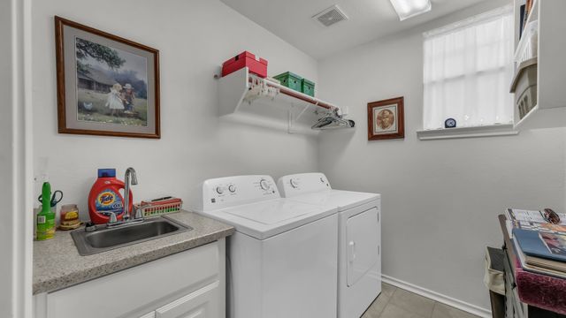 604 Holiday Hills Drive, Mineral Wells, TX 76067
