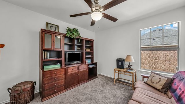 604 Holiday Hills Drive, Mineral Wells, TX 76067