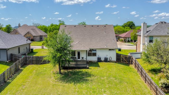 604 Holiday Hills Drive, Mineral Wells, TX 76067