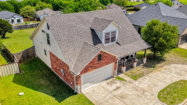 604 Holiday Hills Drive, Mineral Wells, TX 76067