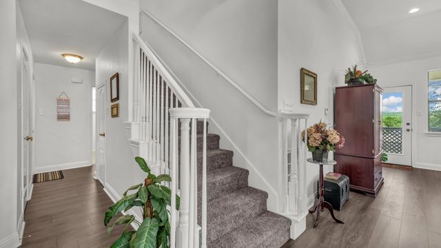 604 Holiday Hills Drive, Mineral Wells, TX 76067