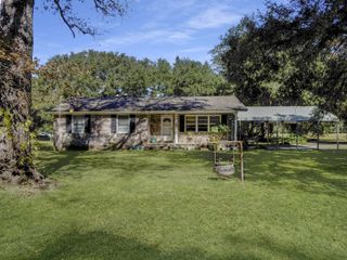 5736 Hyde Park Road, Ravenel, SC 29470