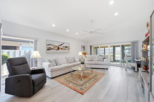 13600 Coconut Palm Court A, Delray Beach, FL 33484