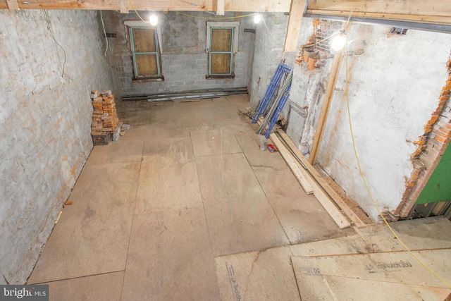 325 S 18TH ST, Philadelphia, PA 19103