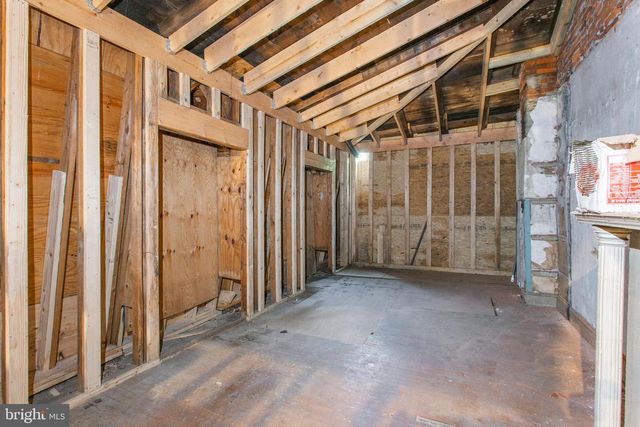 325 S 18TH ST, Philadelphia, PA 19103