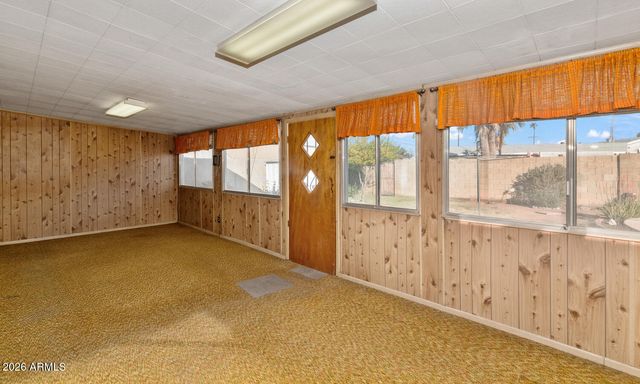 4848 W HIGHLAND Avenue, Phoenix, AZ 85031