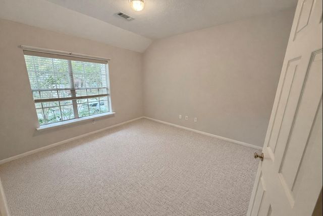 2119 Stoneycreek Park, Conroe, TX 77385