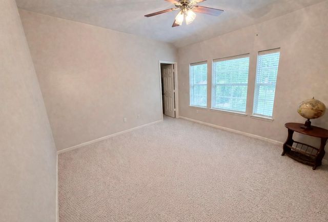 2119 Stoneycreek Park, Conroe, TX 77385