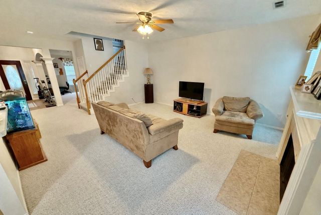 2119 Stoneycreek Park, Conroe, TX 77385