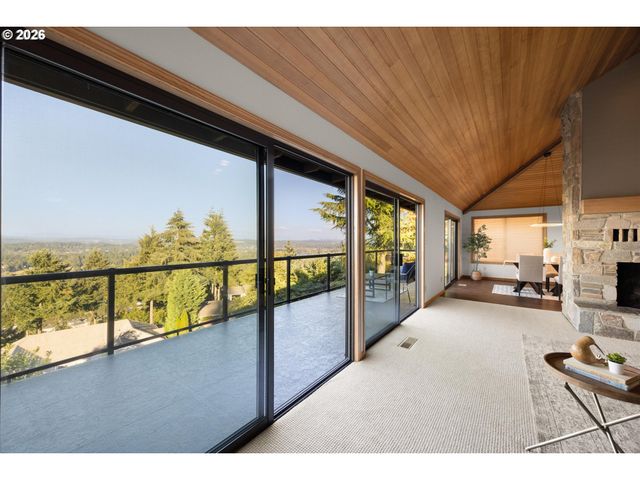 2902 RAWHIDE St, West Linn, OR 97068