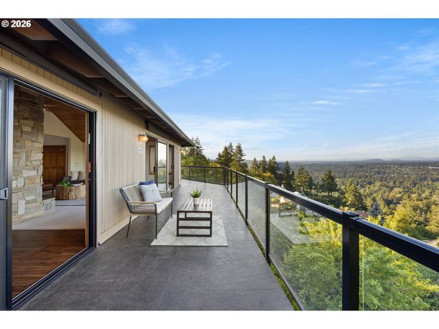 2902 RAWHIDE St, West Linn, OR 97068
