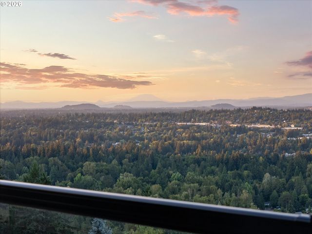 2902 RAWHIDE St, West Linn, OR 97068