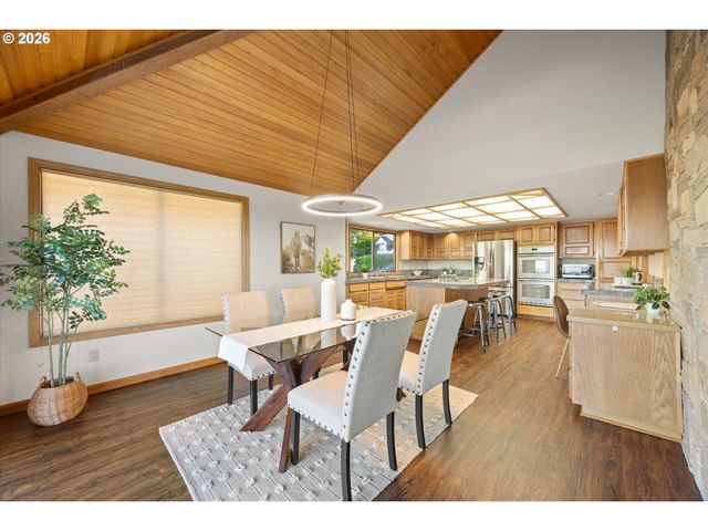 2902 RAWHIDE St, West Linn, OR 97068