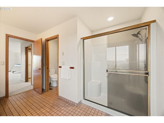 2902 RAWHIDE St, West Linn, OR 97068