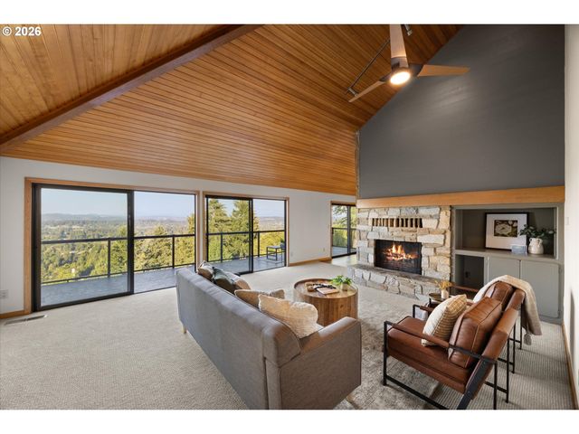 2902 RAWHIDE St, West Linn, OR 97068