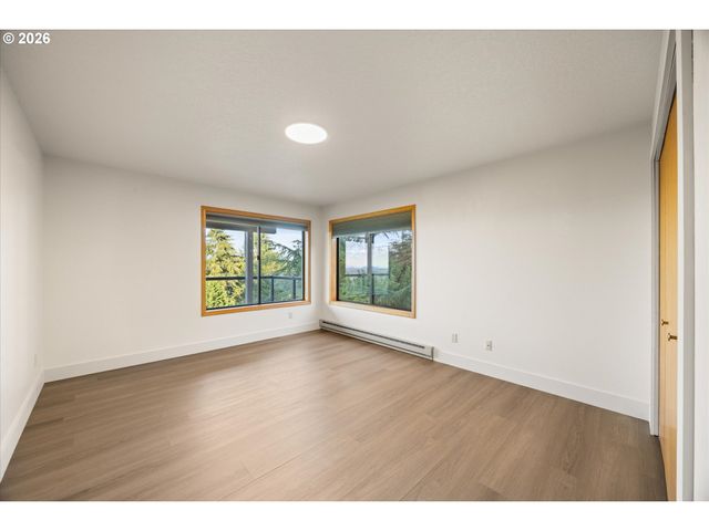 2902 RAWHIDE St, West Linn, OR 97068