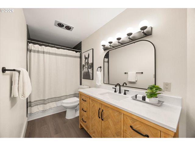 2902 RAWHIDE St, West Linn, OR 97068