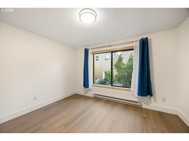 2902 RAWHIDE St, West Linn, OR 97068