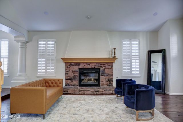 1707 E CAROB Drive, Chandler, AZ 85286