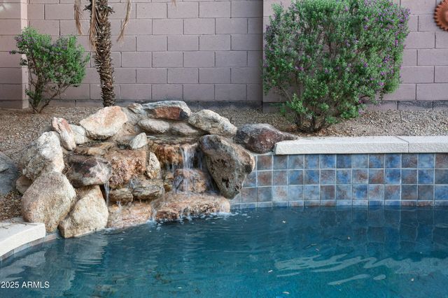 1707 E CAROB Drive, Chandler, AZ 85286