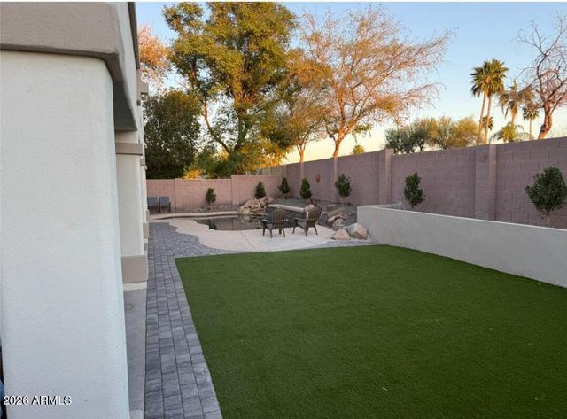 1707 E CAROB Drive, Chandler, AZ 85286