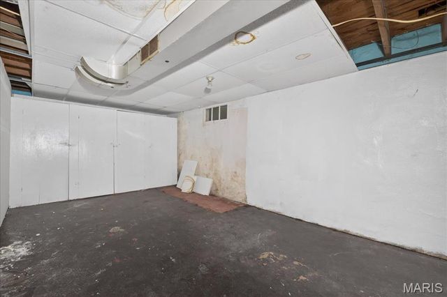 6915 Edison Avenue, Velda City, MO 63121