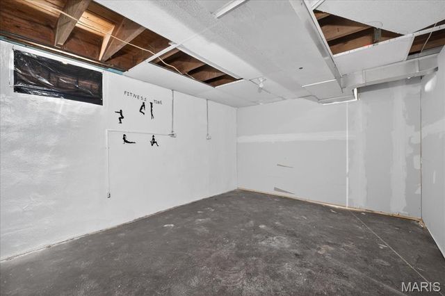 6915 Edison Avenue, Velda City, MO 63121