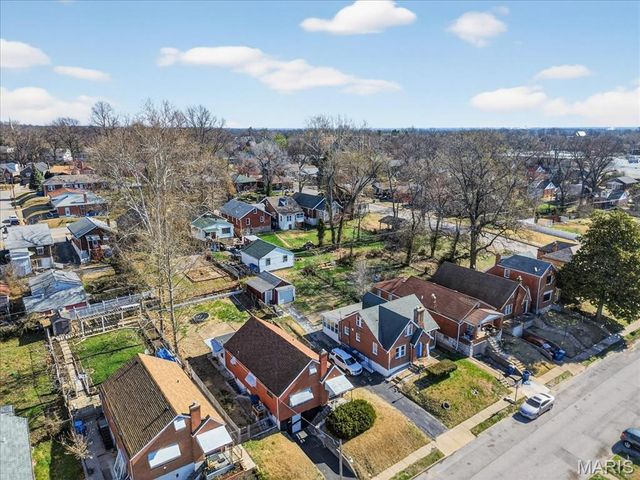 6915 Edison Avenue, Velda City, MO 63121